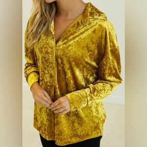 Elegant Gold Velvet Women's Top